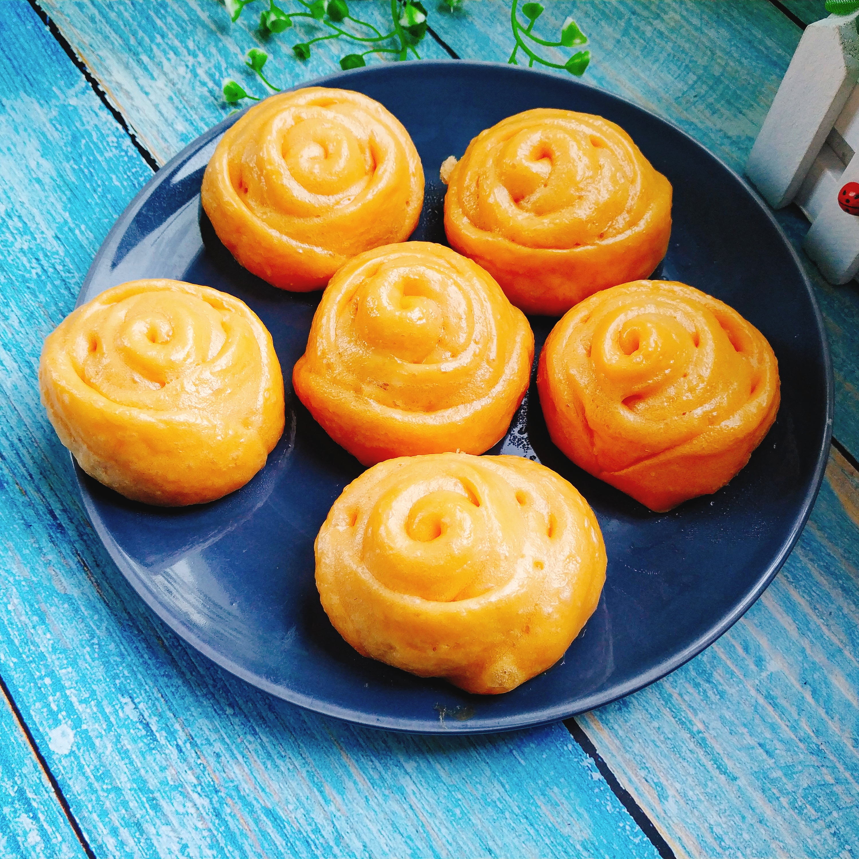 胡萝卜玫瑰花馒头