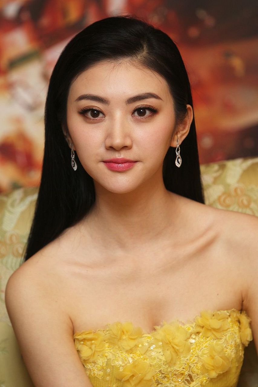 景甜不愧是笨蛋美女,第一次见到扫楼掉队的,她开创了一种新的扫楼方式