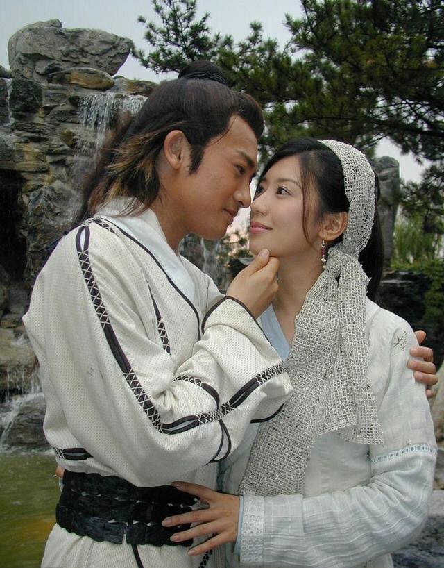 大家还记得贾静雯和苏有朋演的《倚天屠龙记》吗?