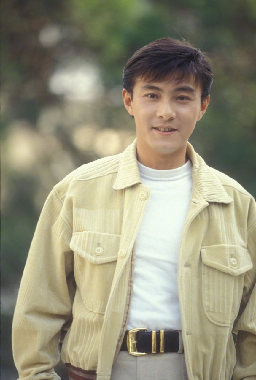 张卫健年轻时候的一组帅照,清新时髦的小鲜肉一枚,比现在的年轻男演员