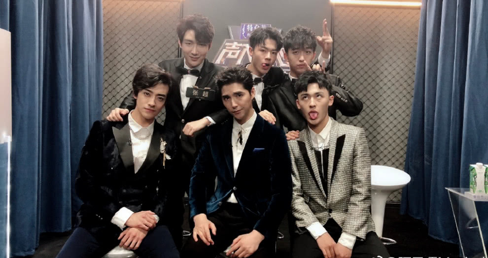 声入人心阿云嘎郑云龙合唱《歌剧魅影》,网友:云次方女孩圆满了