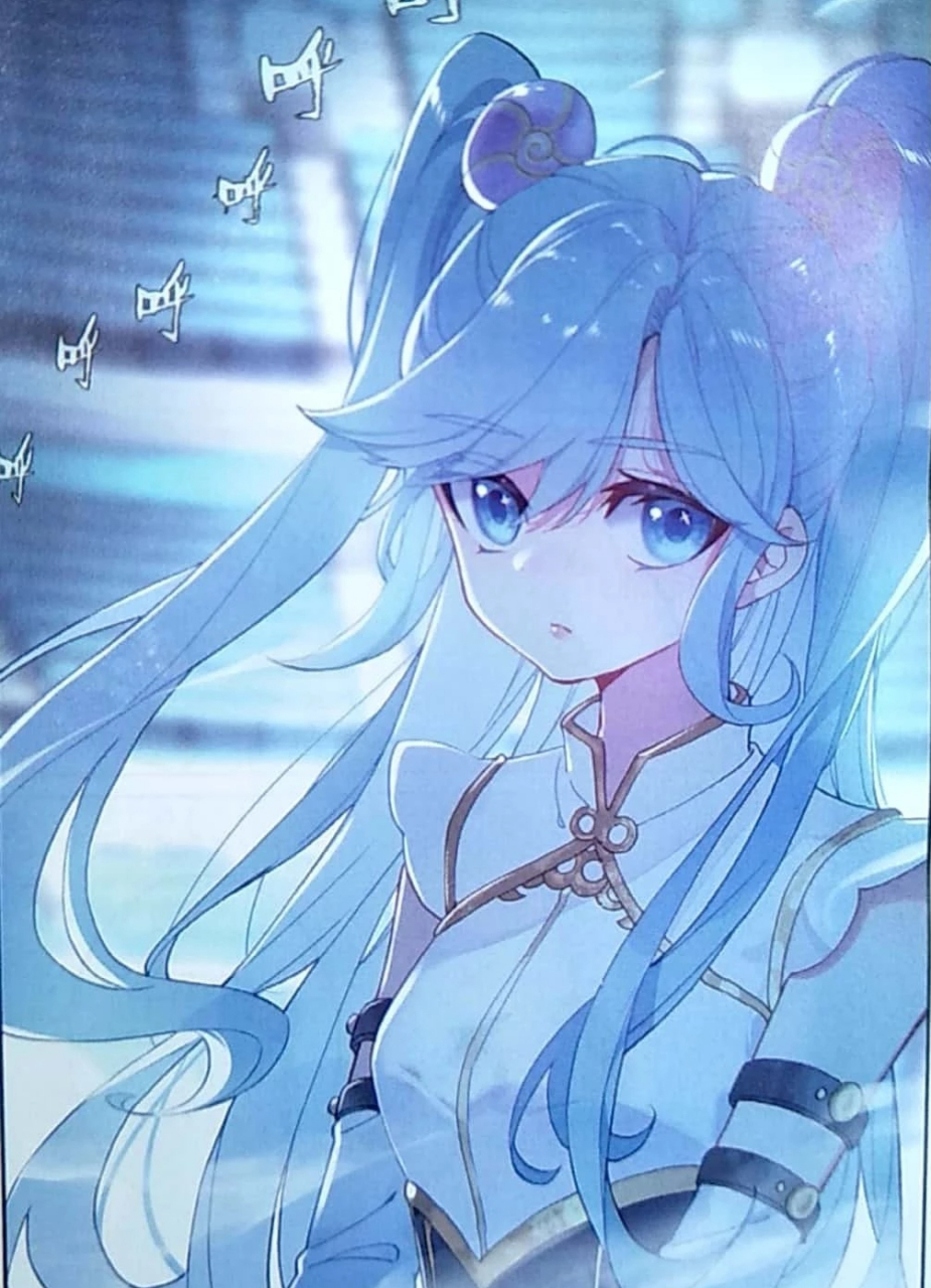 她是《光之子》里面的海水星,与《龙王传说》里面的许小言长得非常