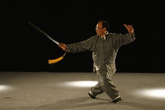 张志俊一人击败日本空手道代表团的中国拳王