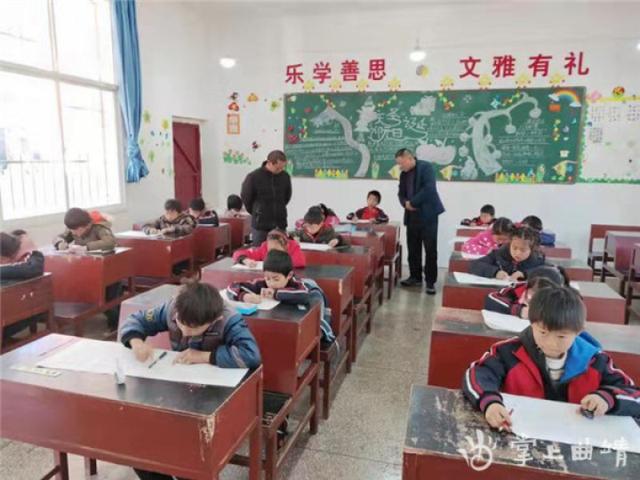 宣威倘塘开展学校期末考试督查
