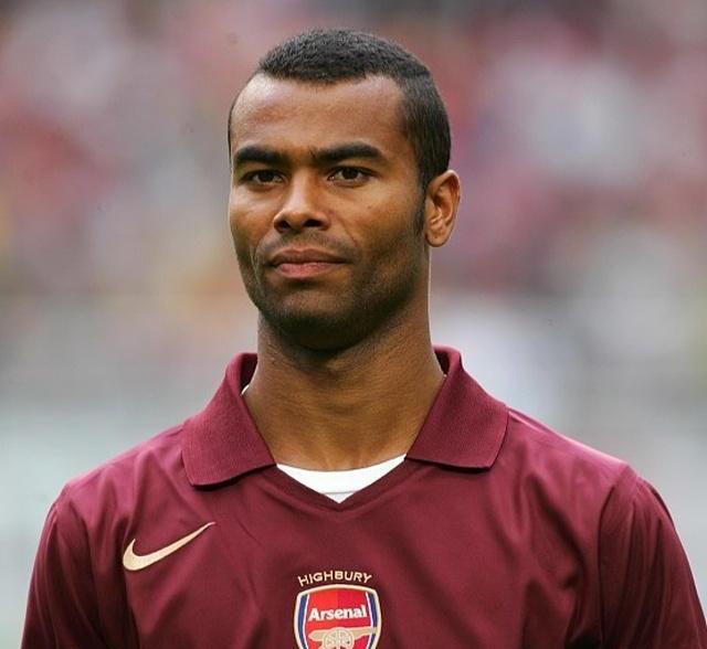 盘点2004/05赛季阿森纳球员今何在:前队友已成自己的教练!