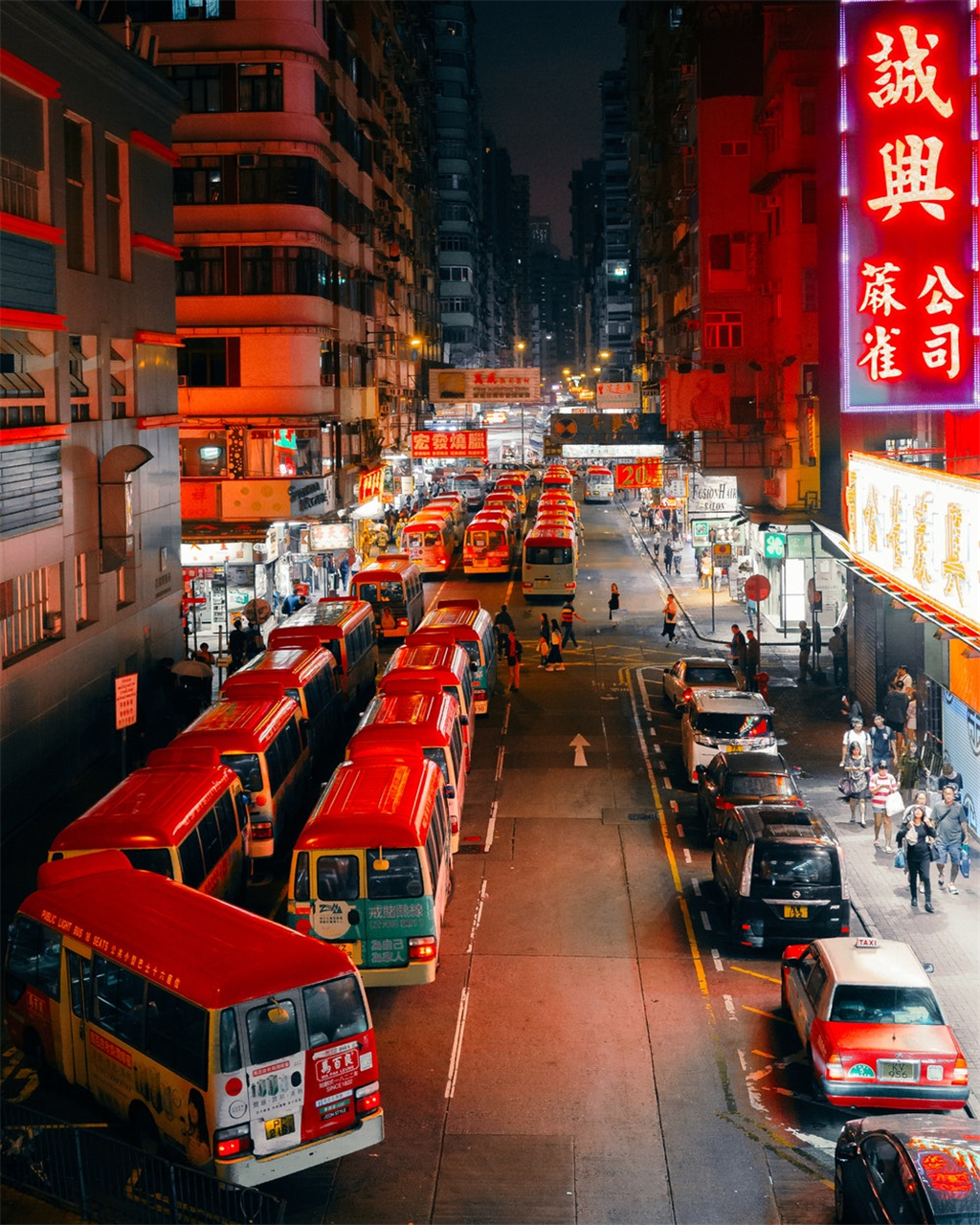 旅游到香港在最有趣的地方逛街