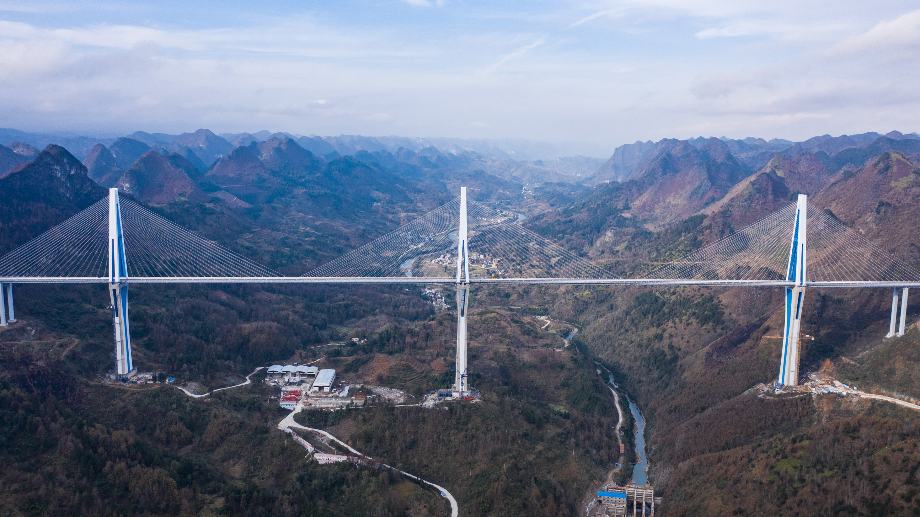 贵州平塘特大桥即将通车(13)