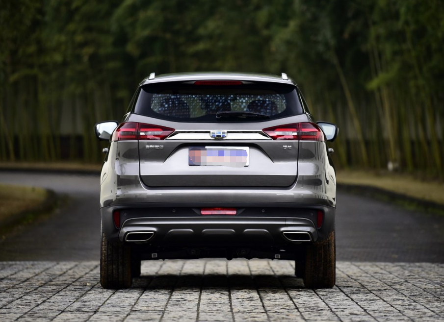 "号称最美国产suv"——实拍吉利博越,指导价:9.88-16.