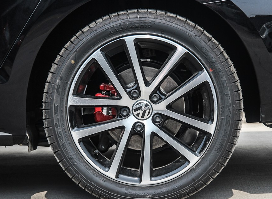 浅读这款大众速腾gli老款 2.0tsi gli的入手体验