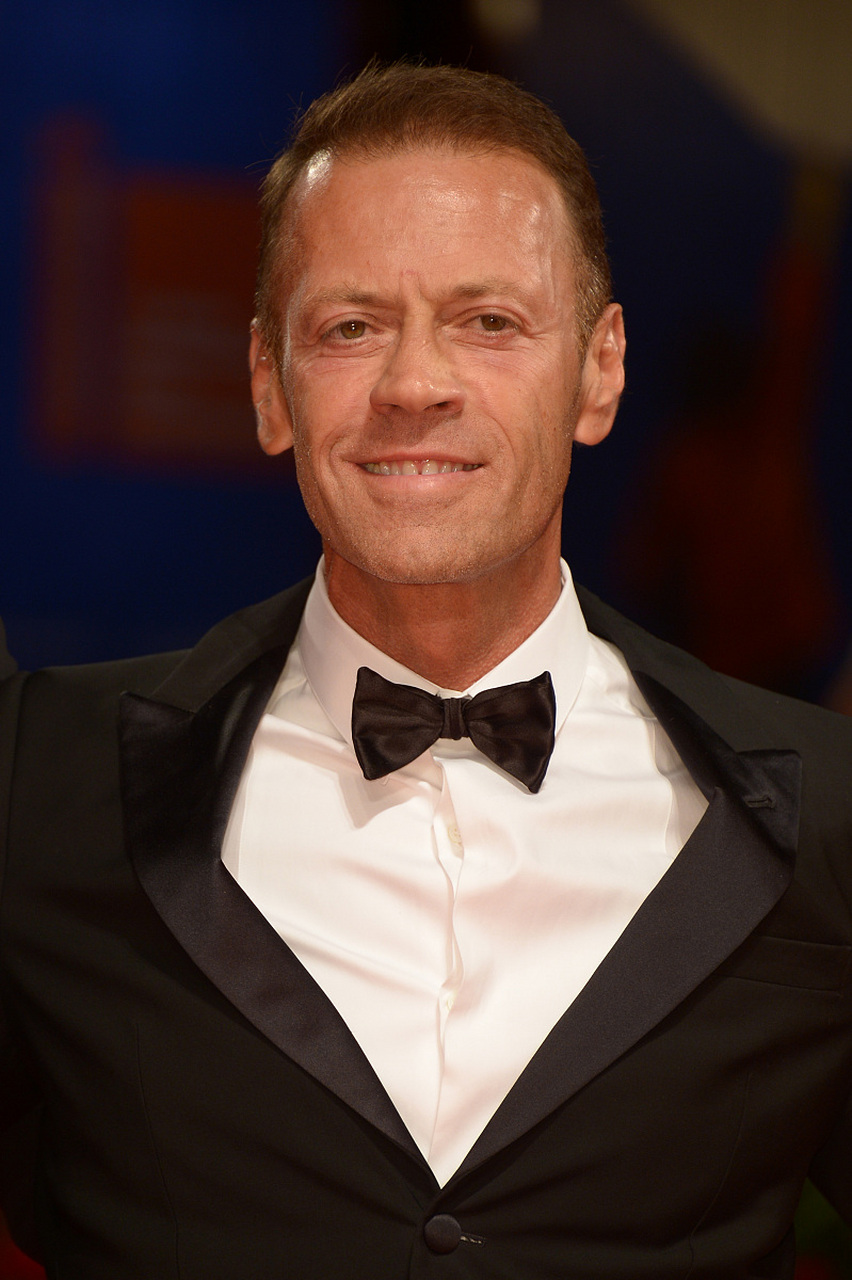 意大利演员和导演 rocco siffredi(洛可·希佛帝)他演出和导演的电影
