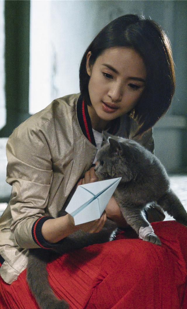 林依晨《老男孩》和刘烨相爱相杀,霸气侧漏不失少女感,简直冻龄