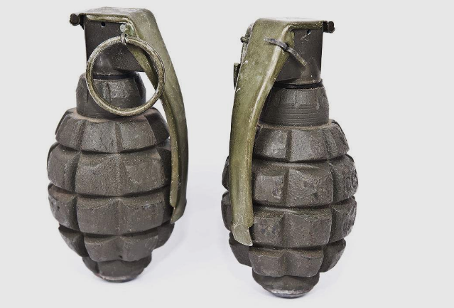 国产晋造手榴弹.
