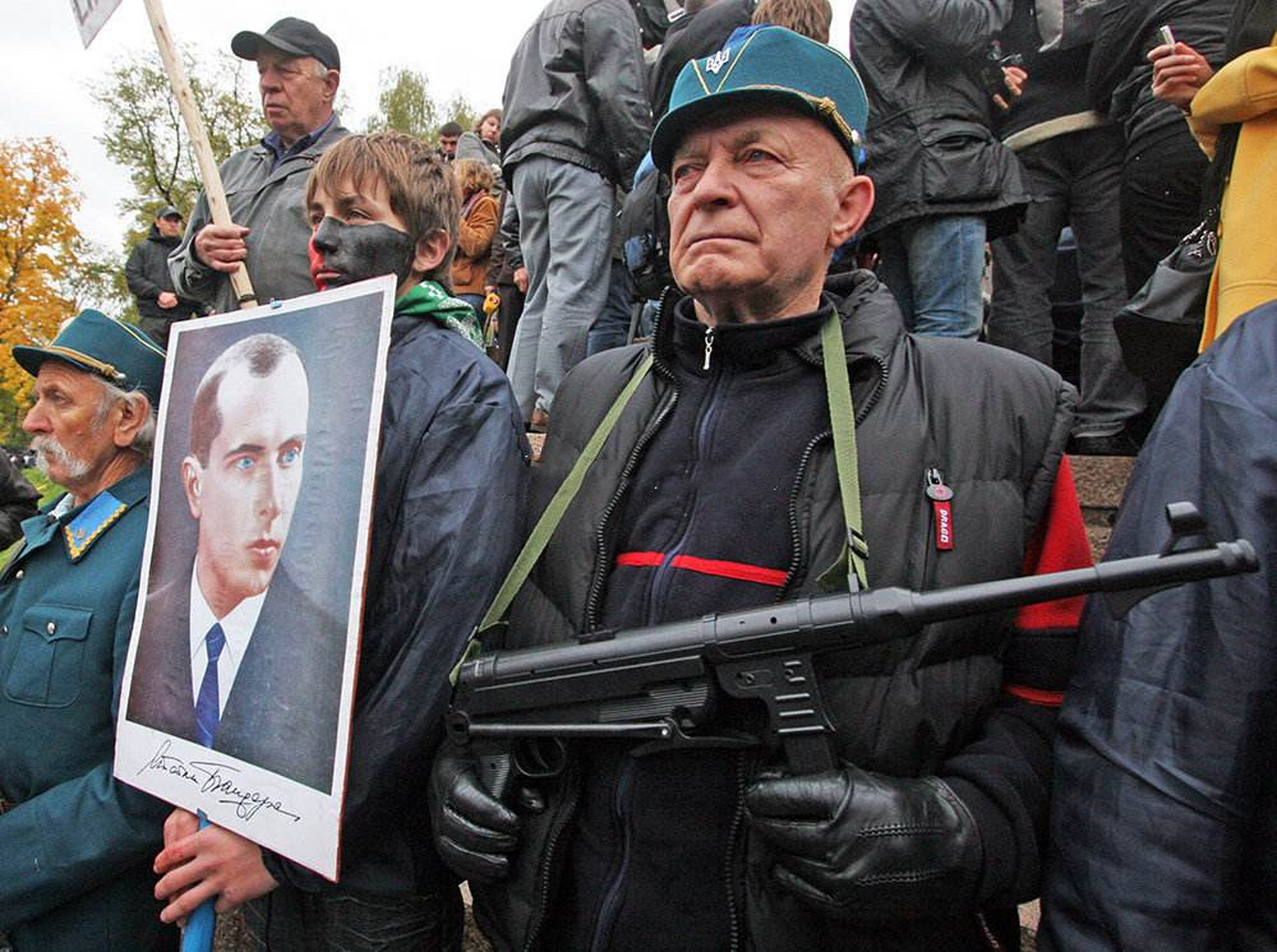 万物皆可云 乌克兰起义军是乌克兰民族主义者组织班德拉派的军事