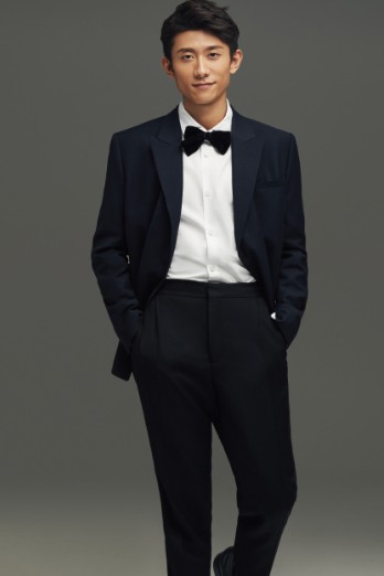 张一山的演技一直在线,这也让喜欢他的山楂们一路相伴,从未放弃.