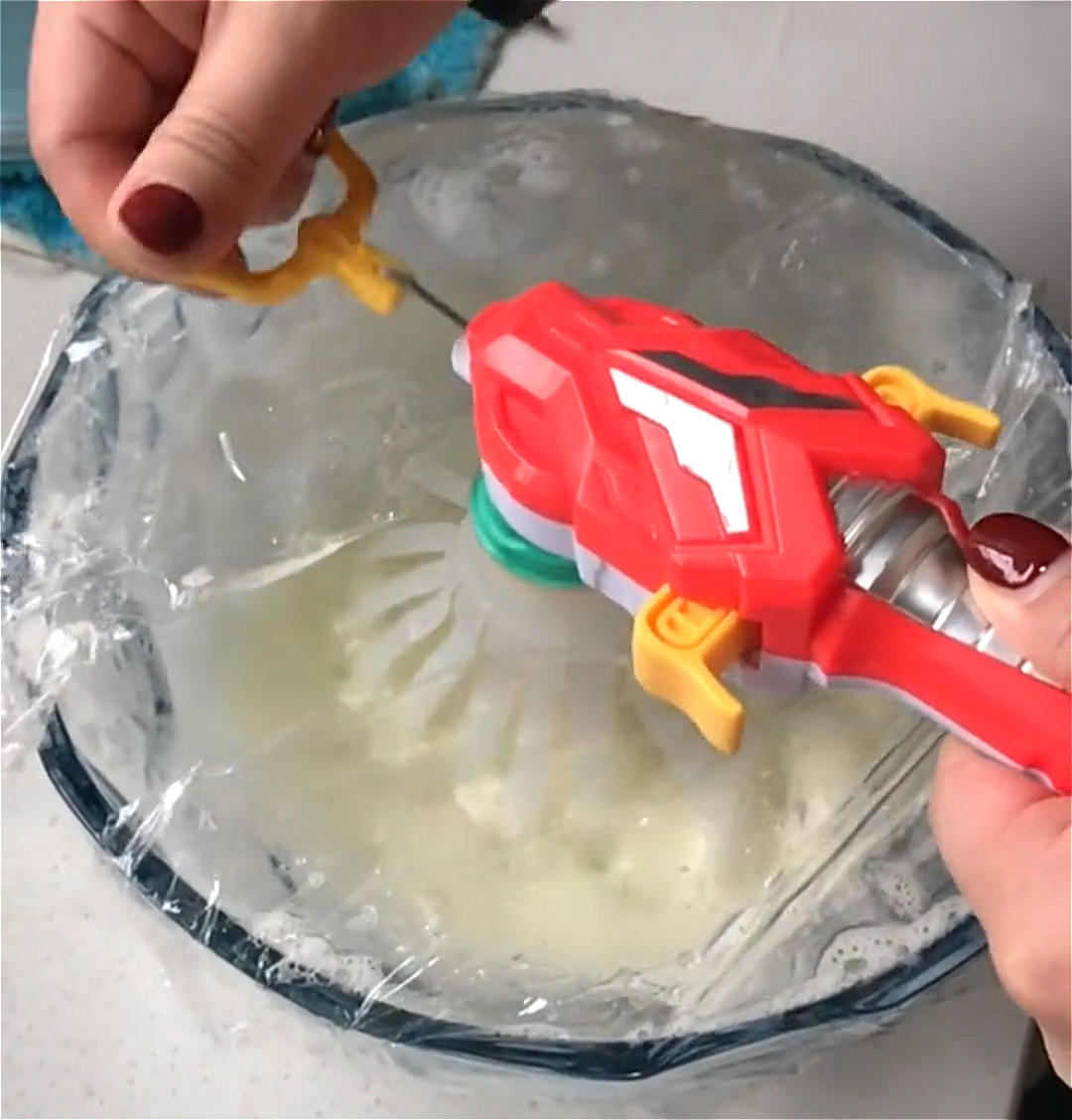 自制蛋糕带火了打蛋器!细数那些奇葩的自制打蛋器,在下绝对佩服