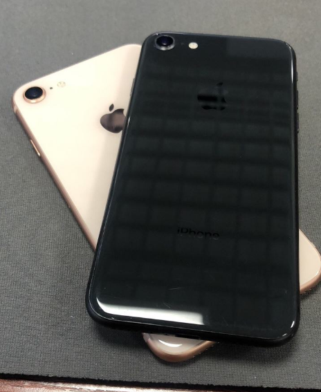 iphone8新增金色图赏:真的好看,不接受反驳!有多少人在用?