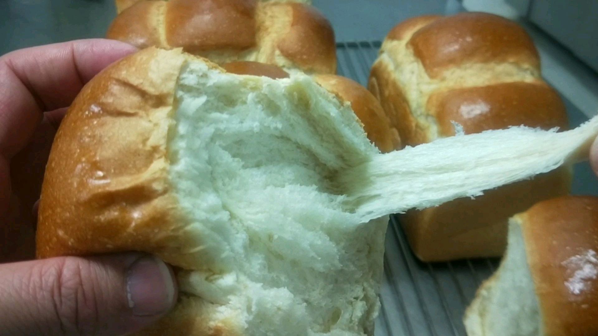 专业烘焙师教你做能拉丝的胚芽吐司