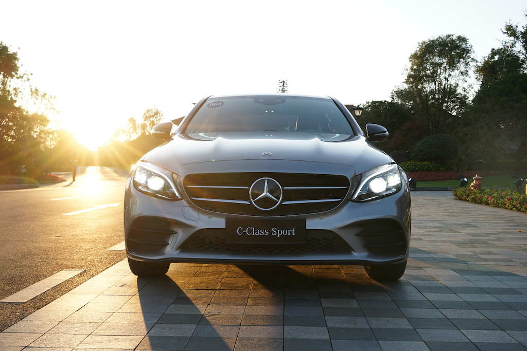 试新款奔驰c260运动版:当之无愧小s,给你越级的尊严