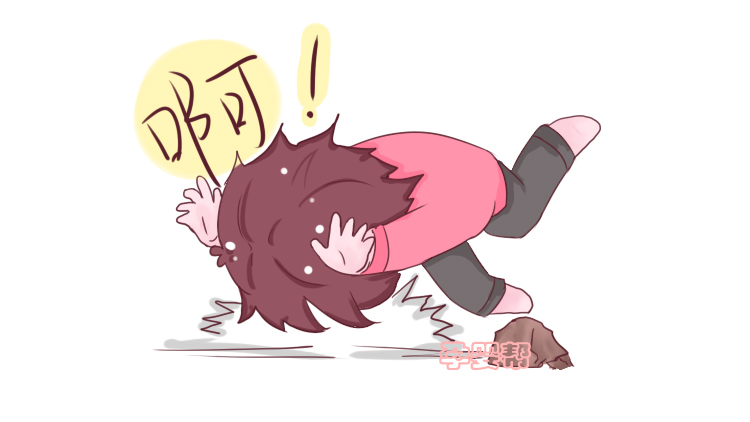 孩子头朝地摔下后,妈妈第一时间这样做,连医生都点赞!