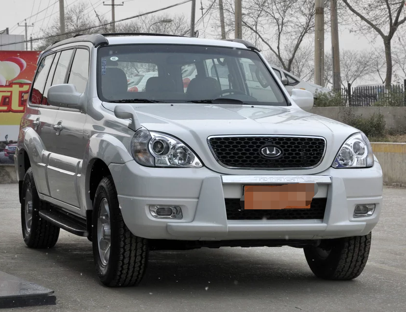 华泰汽车-特拉卡,车型显得沉稳,设计的非常超现代!