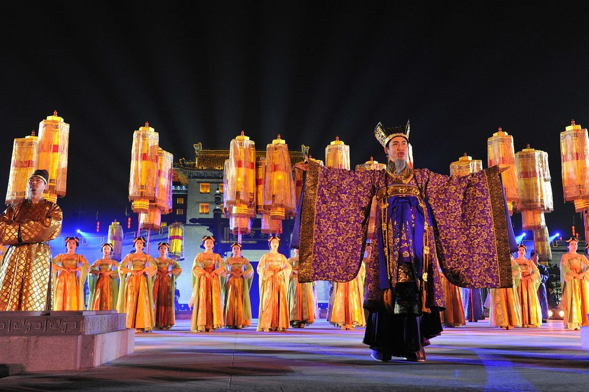 按照《史记》中的记载,封禅起源于无怀氏,无怀氏是传说中的上古帝王