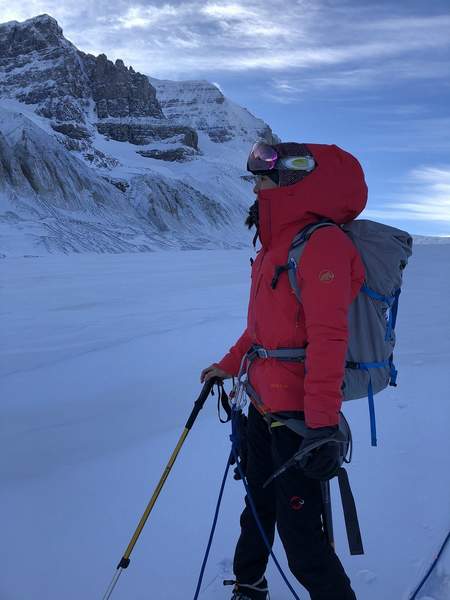张静初为新戏迎接全新挑战 零下二十四度做攀冰集训