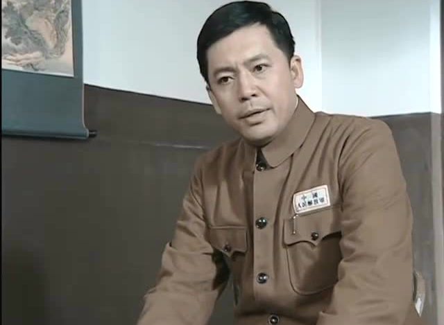 《亮剑》为何李云龙不把王副军长放眼里?看看赵刚的职务有多大