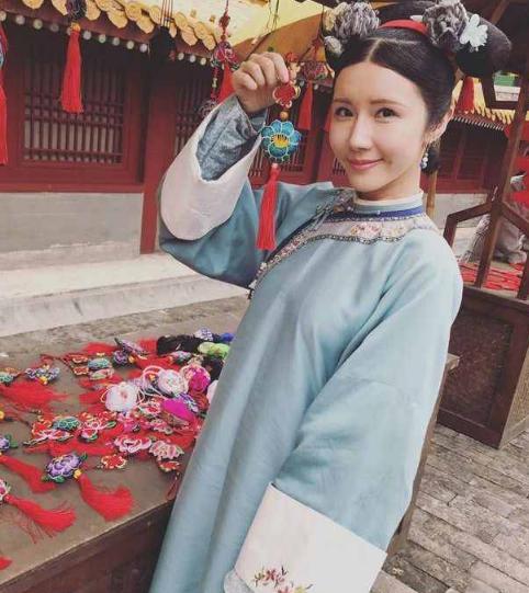 她是李小璐闺蜜,李易峰也带不火她,今凭延禧攻略丫鬟一角走红!