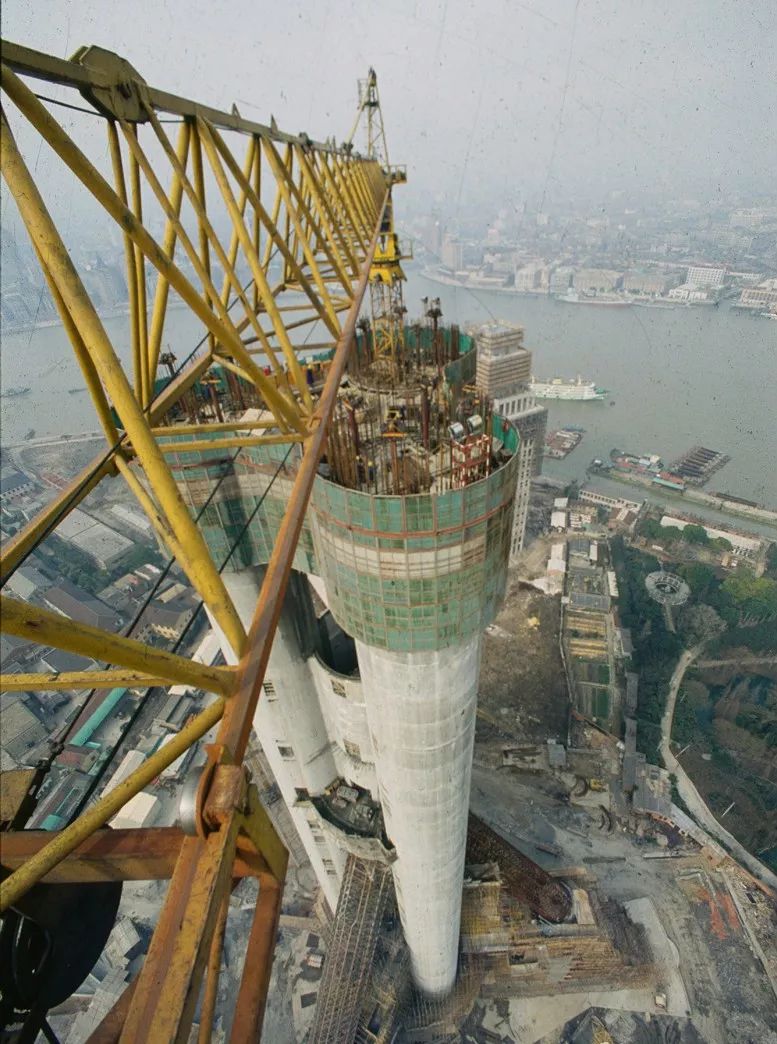 东方明珠建造过程照片图片