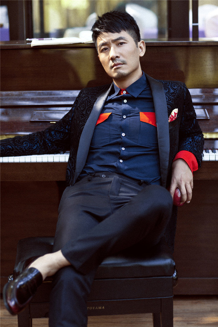 程莉莎被老公的惊喜感动落泪,郭晓东真实举动圈粉了,网友:幸福