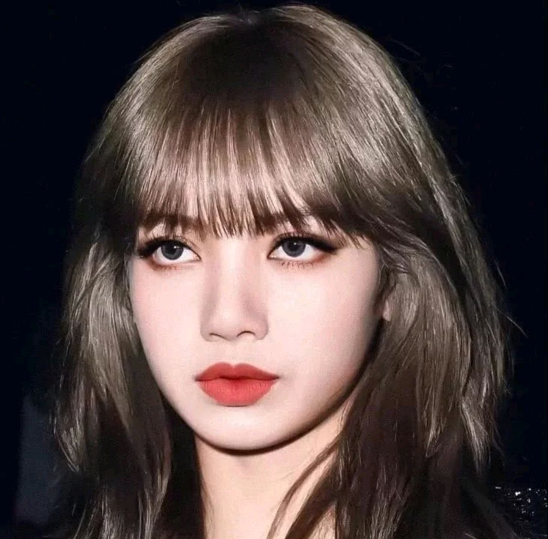 有亮点的好看唇形:微笑唇温柔有异性缘,花瓣唇性感饱满却少见!