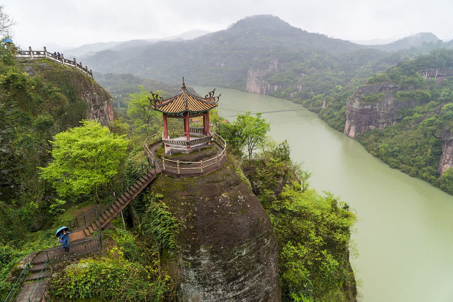 跟随我一起探索三明市的旅游胜地,让我们一起踏上这趟奇妙之旅吧!