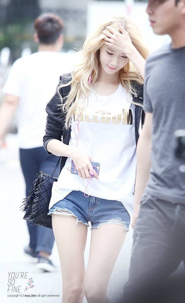 >>关注#林允儿##迎接春天