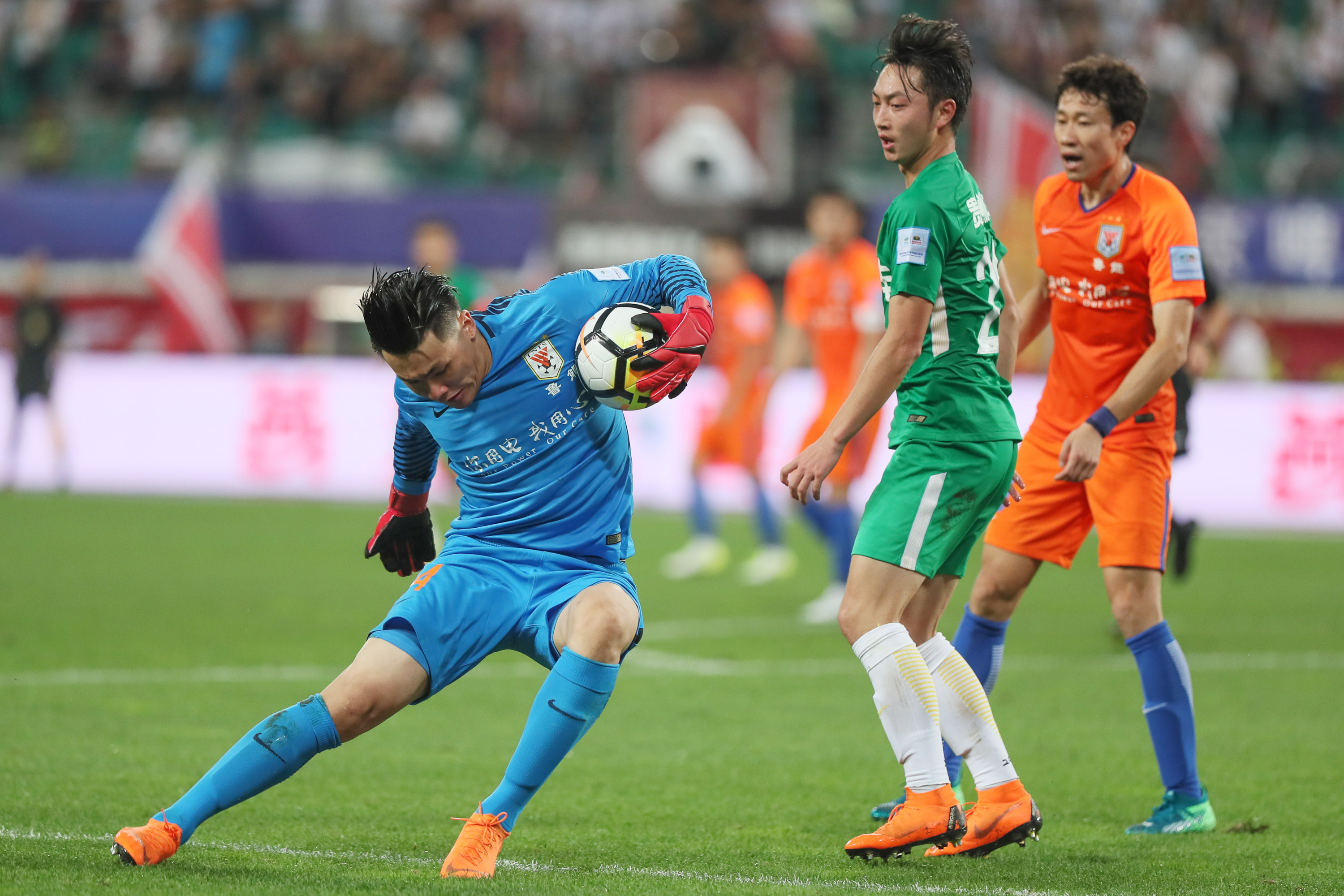 足球——足协杯:贵州恒丰对阵山东鲁能(5)