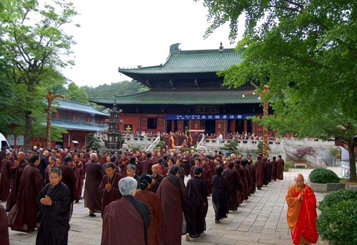 我国有个寺庙,入寺不收门票,斋饭0元随意吃,但却禁止一类人!