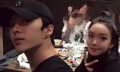 范丞丞女友疑曝光 范冰冰17岁亲弟与女生亲密合影(图)