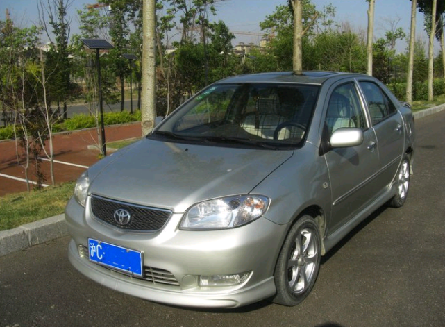 看到这台03年30万公里的丰田威驰,才知道丰田的质量有多硬