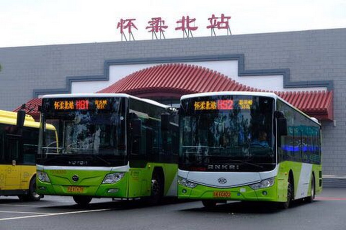 北京市郊铁路怀密线怀柔北站开通景区直通车,乘车后门票还能打折