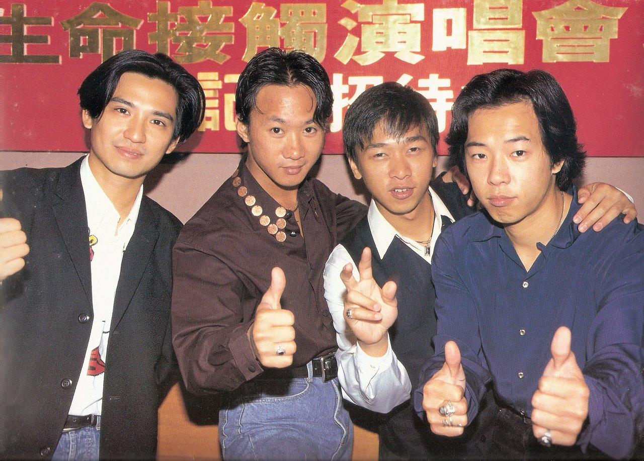 他在中秋节许下约定,却在端午节跌倒永别,成为歌迷心中永远的痛