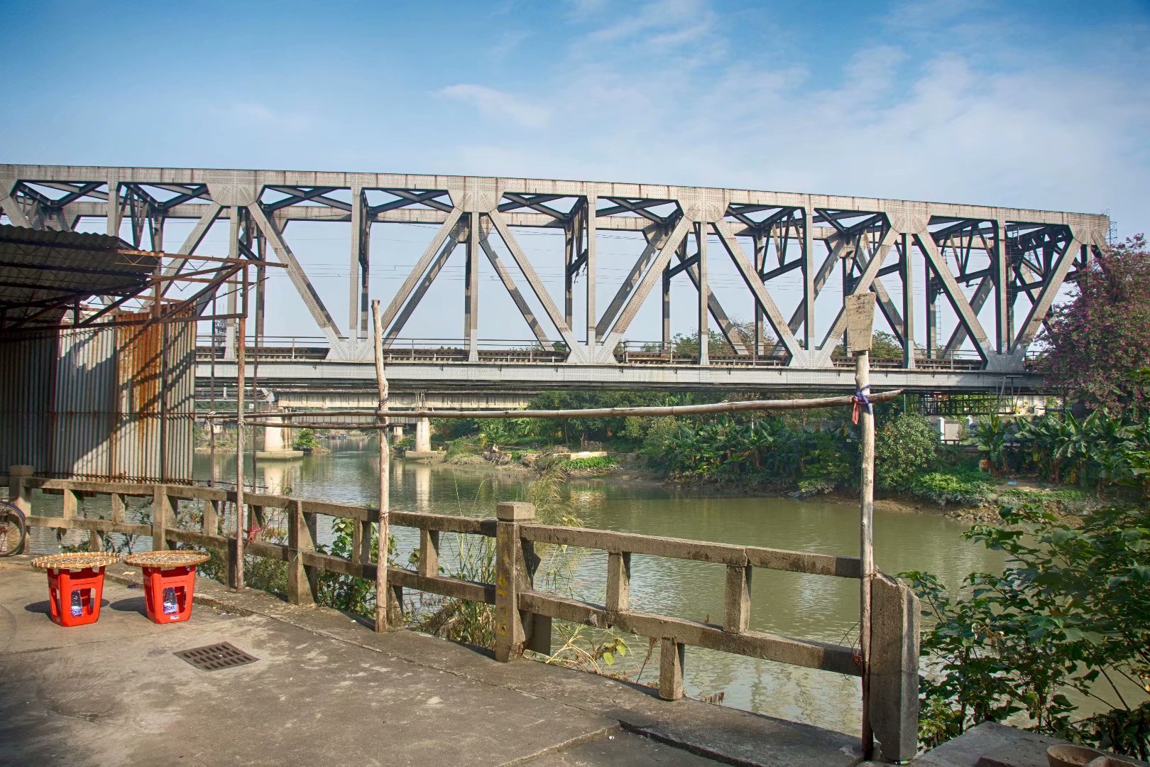 流溪河铁路大桥图片