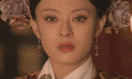 合作《甄嬛传》时候,郑晓龙就说难度越大的戏,孙俪完成的越好,所以接