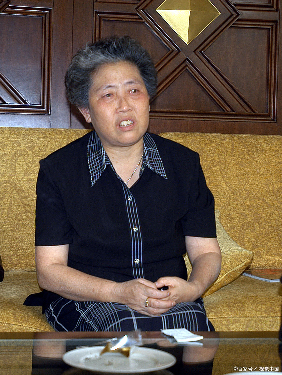 母亲节,用"老干妈"—陶华碧的创业故事,为母爱点赞