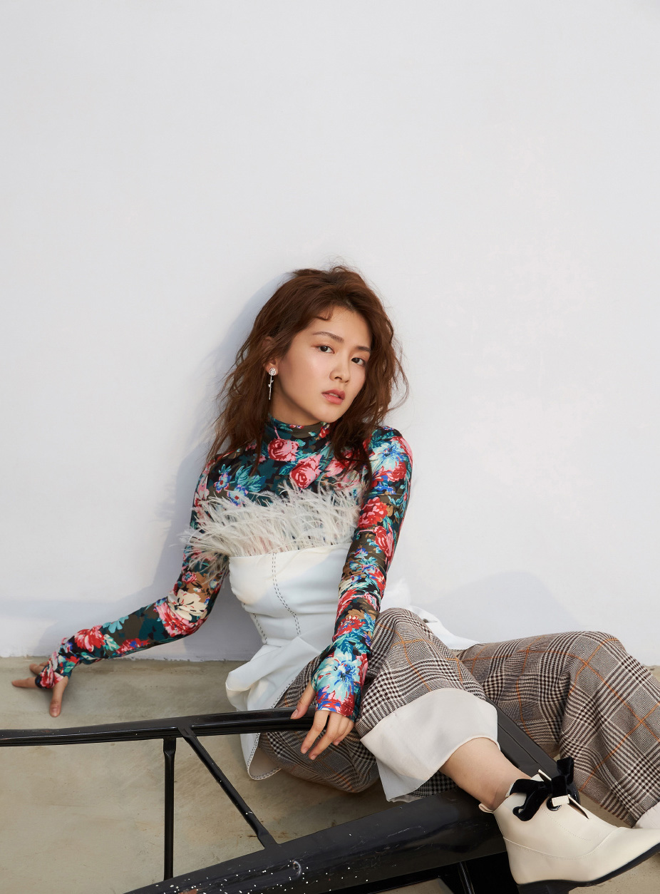 陈昊宇的时尚越来越有feel,是小仙女下凡的存在吗?