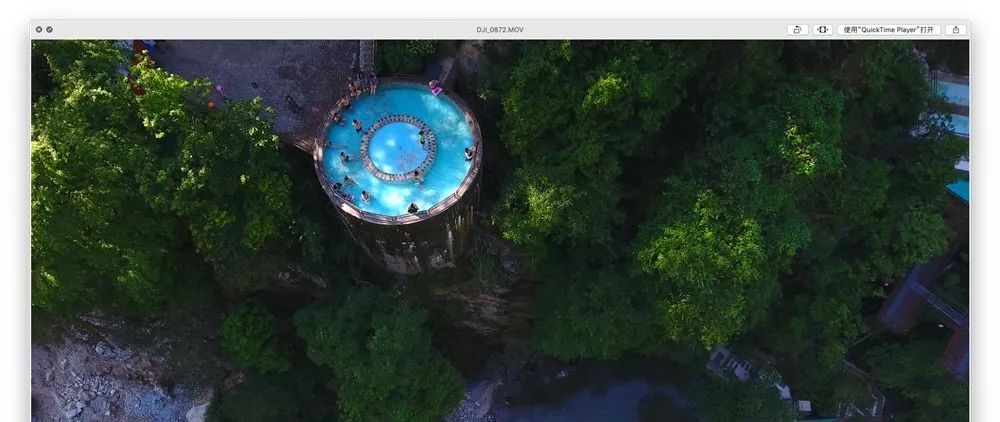 世界最大温泉瀑布就是如此"霸道"