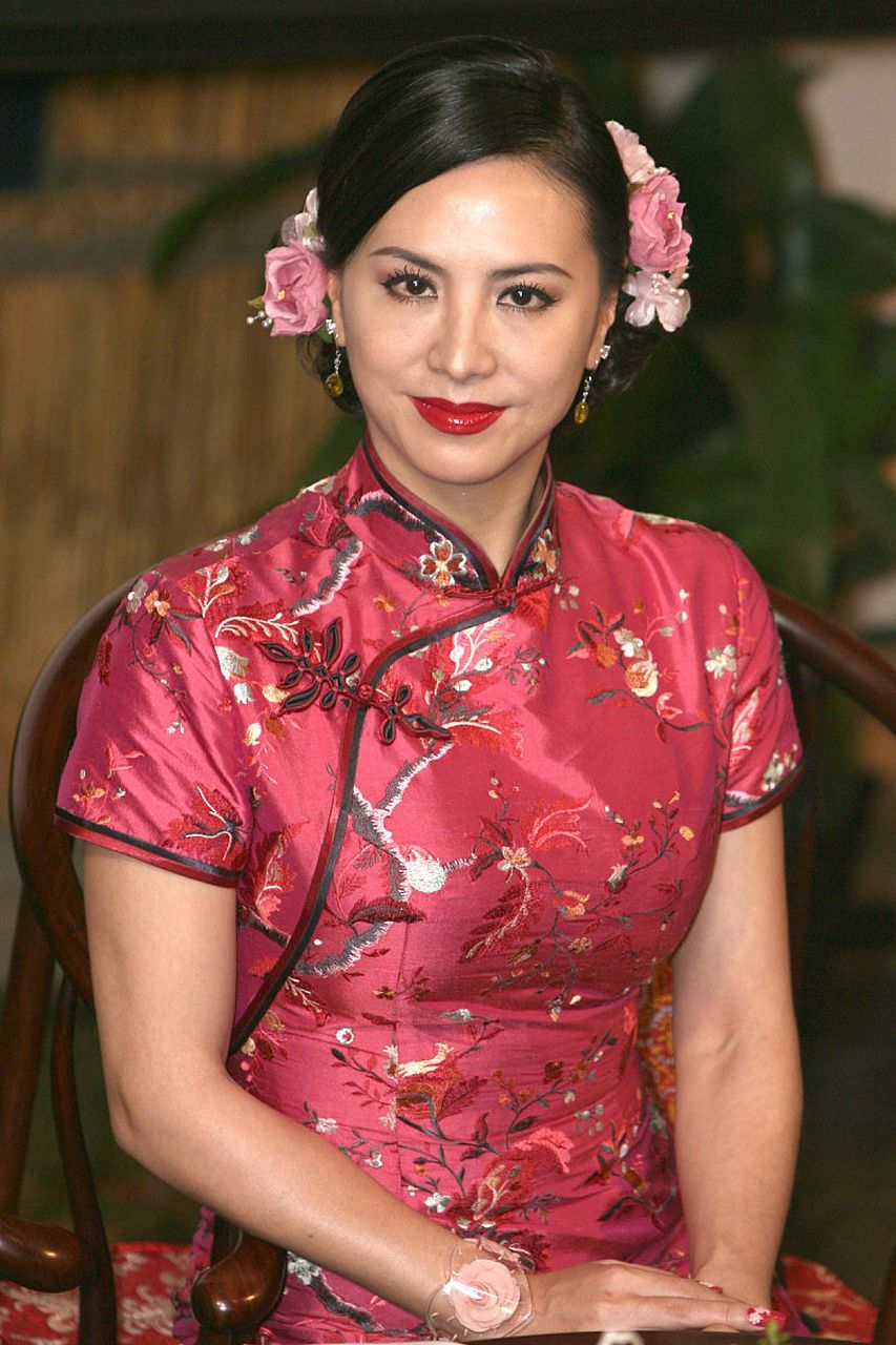 中国当代的女人 明明是最懒,家务能力最差的一代女人 却整天说自己是"