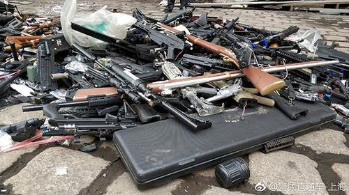 上海警方今年抓获涉枪爆犯罪嫌疑人210人 一批非法枪支刀具被销毁