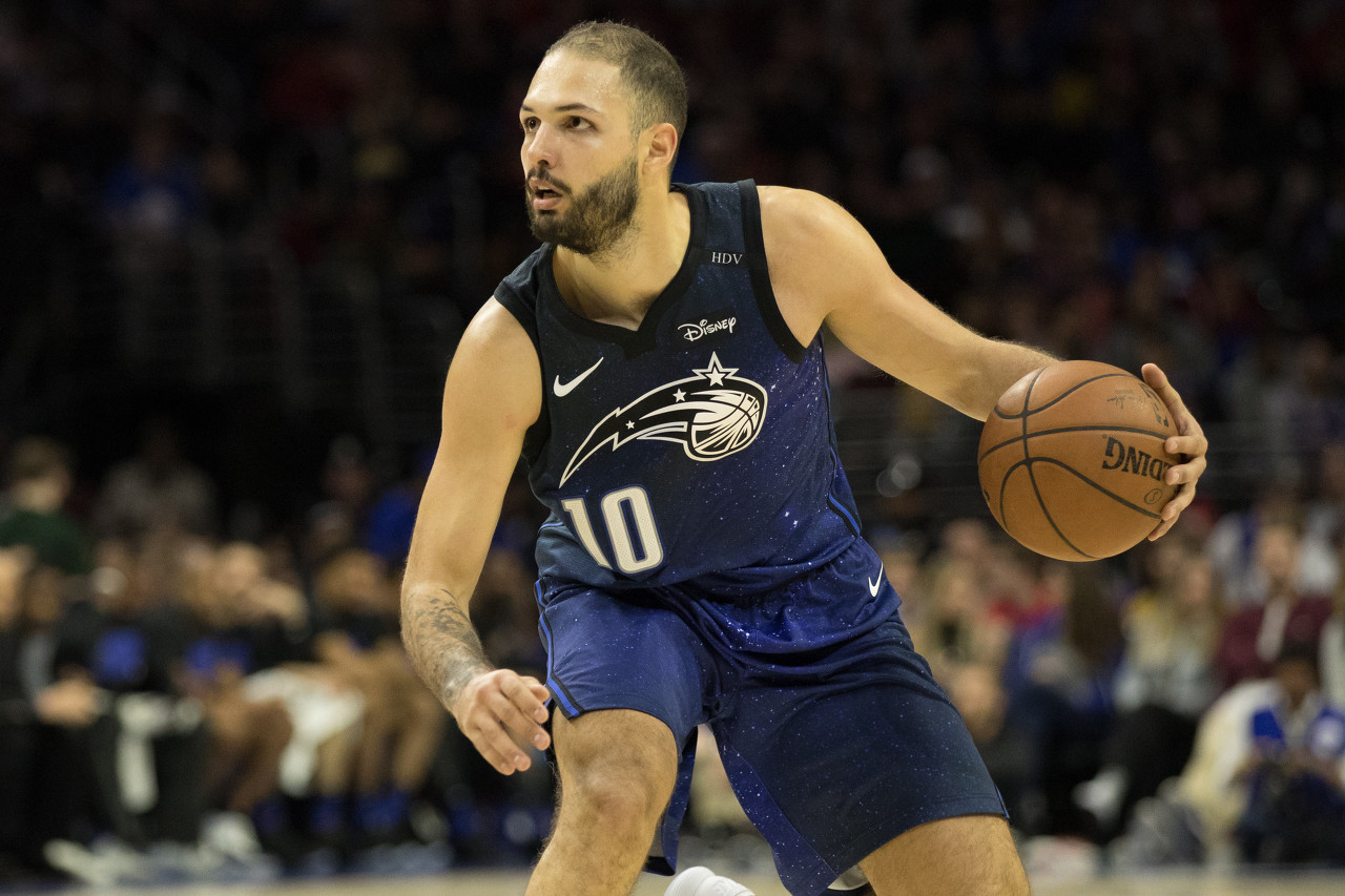 富尼耶:我们攻防两端打得太随意了 这是不可接受的