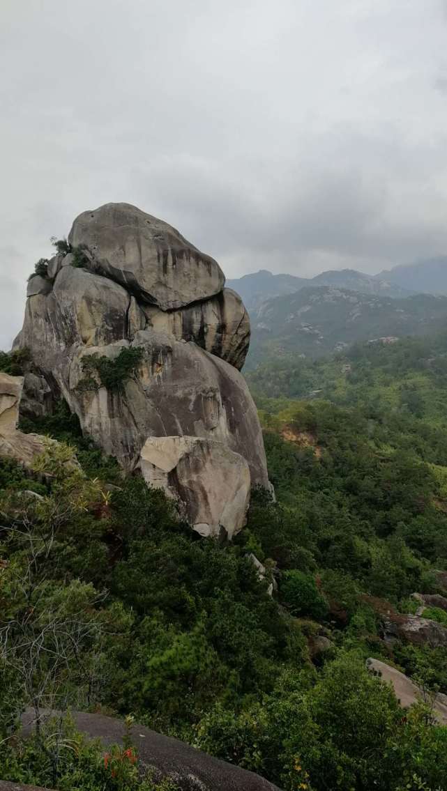 珍惜现在健步未来—诏安同济乐徒户外运动协会三周年庆九侯岩行