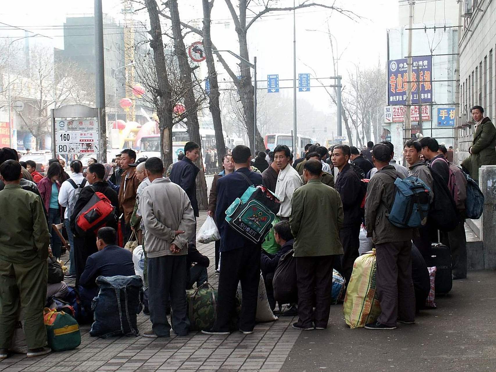 打工是许多人维持生计和追求更好生活的方式,但经过三十年的打工裳哪