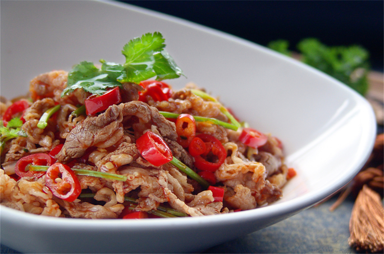 分享六道经典菜肴:蒸着吃健康又美味 热菜毛血旺